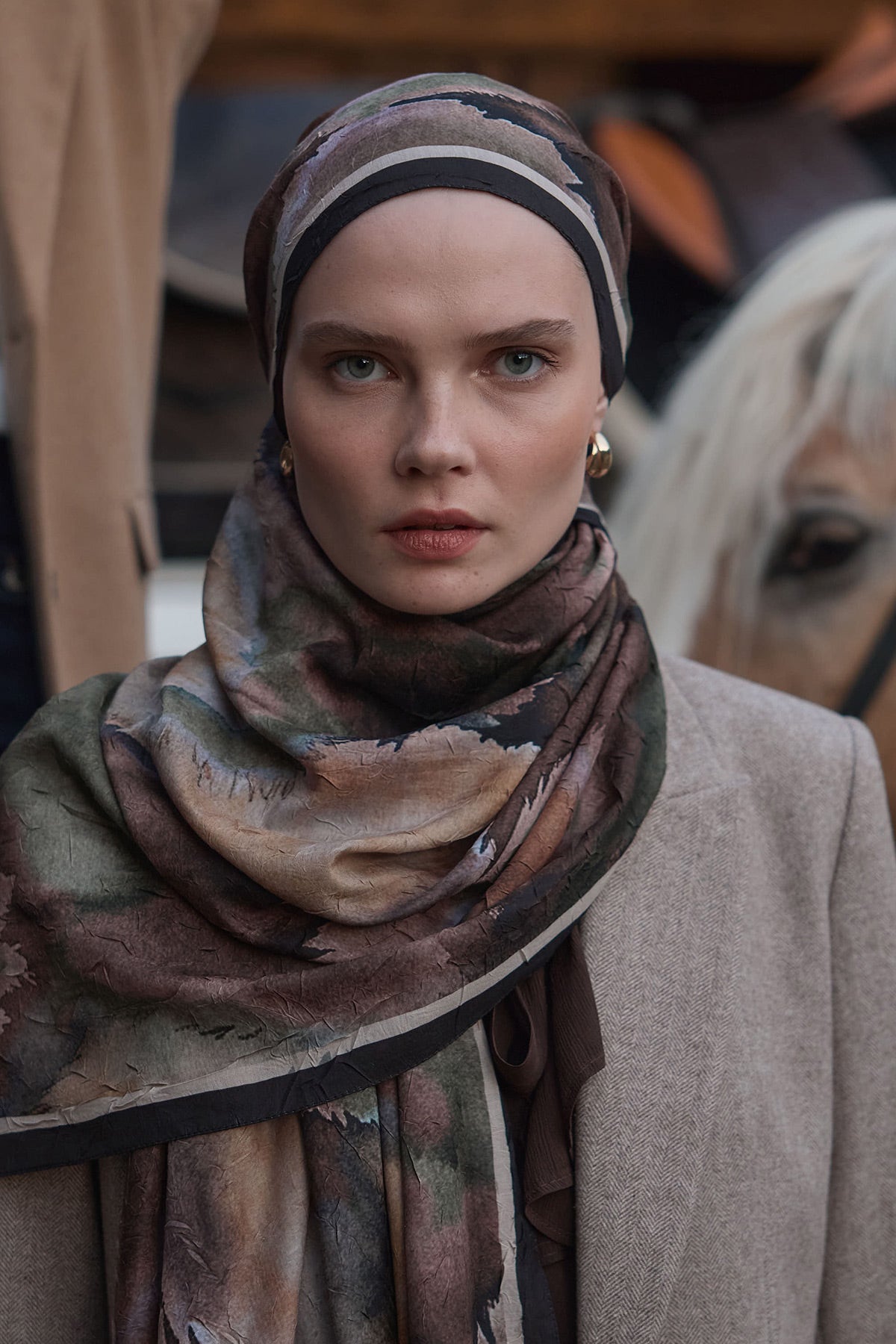 Fezah Prive Şal ve Eşarp Modelleri- {{ file.title }}