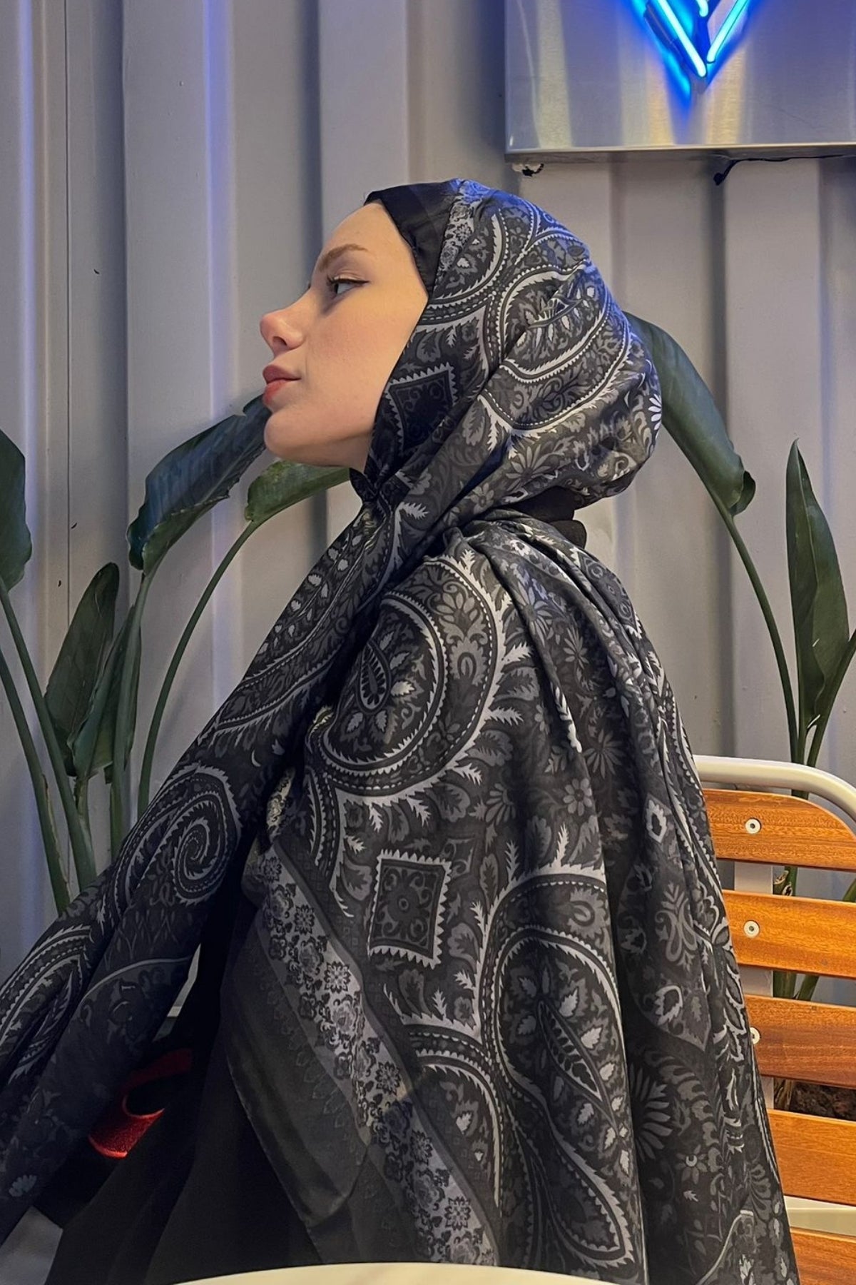 Fezah Prive Şal ve Eşarp Modelleri- {{ file.title }}