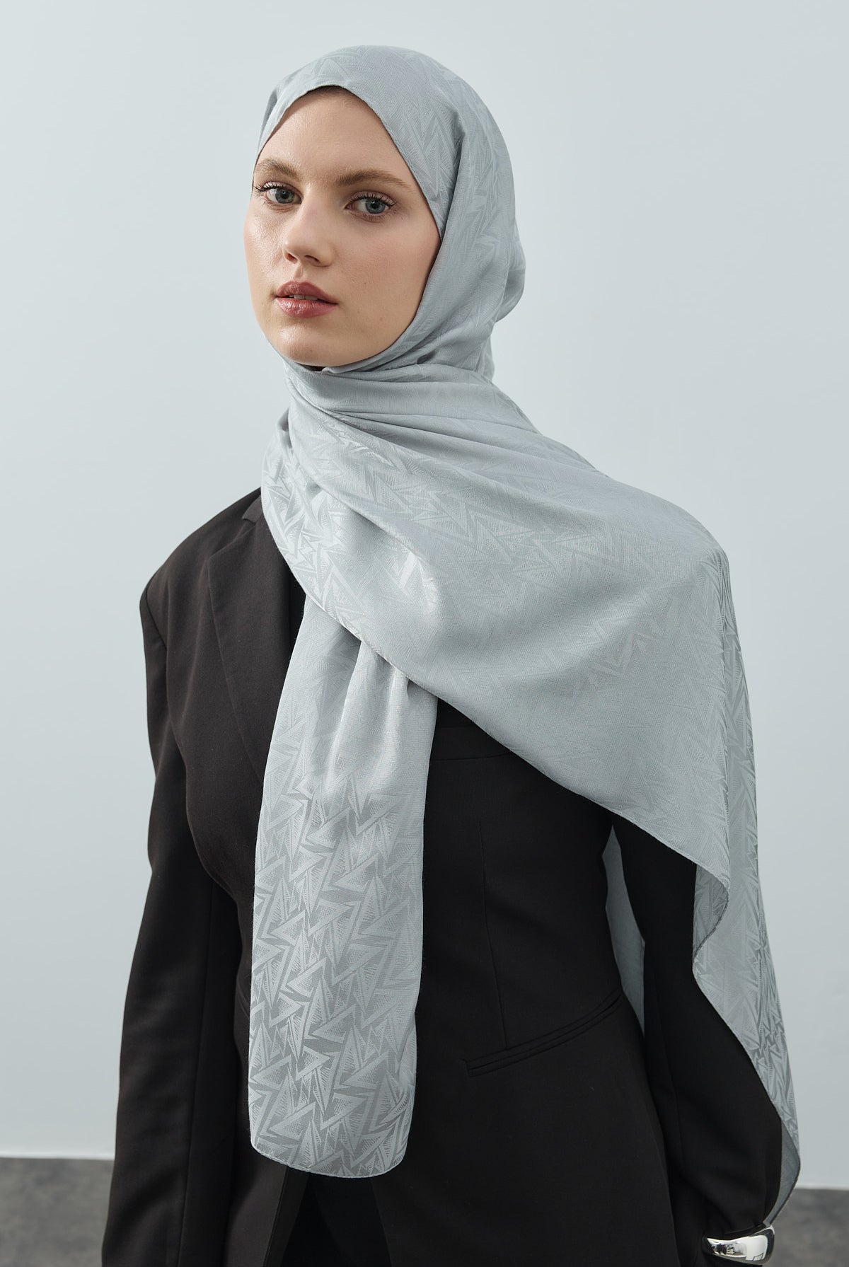 Fezah Prive Şal ve Eşarp Modelleri- {{ file.title }}