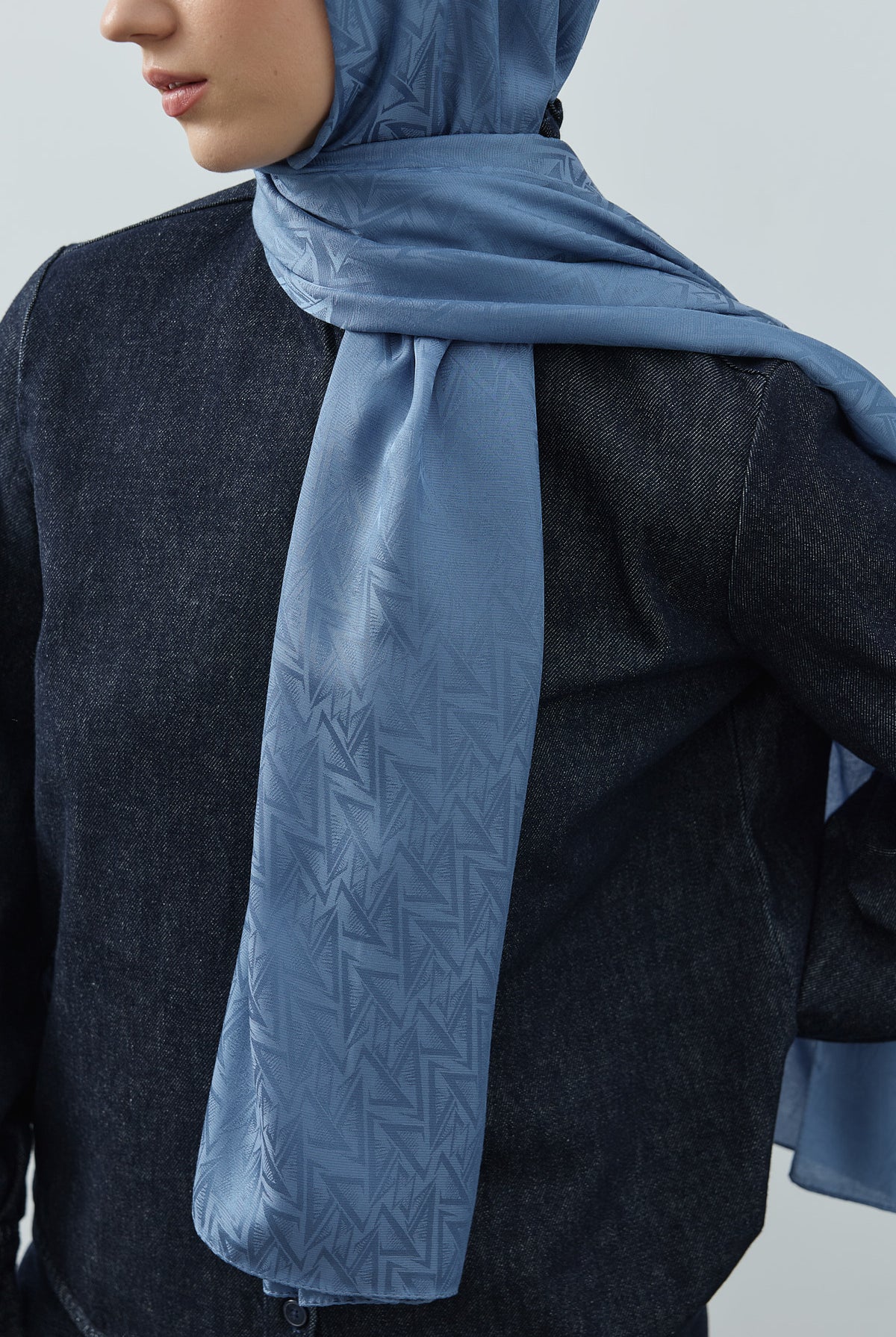 Fezah Prive Şal ve Eşarp Modelleri- {{ file.title }}