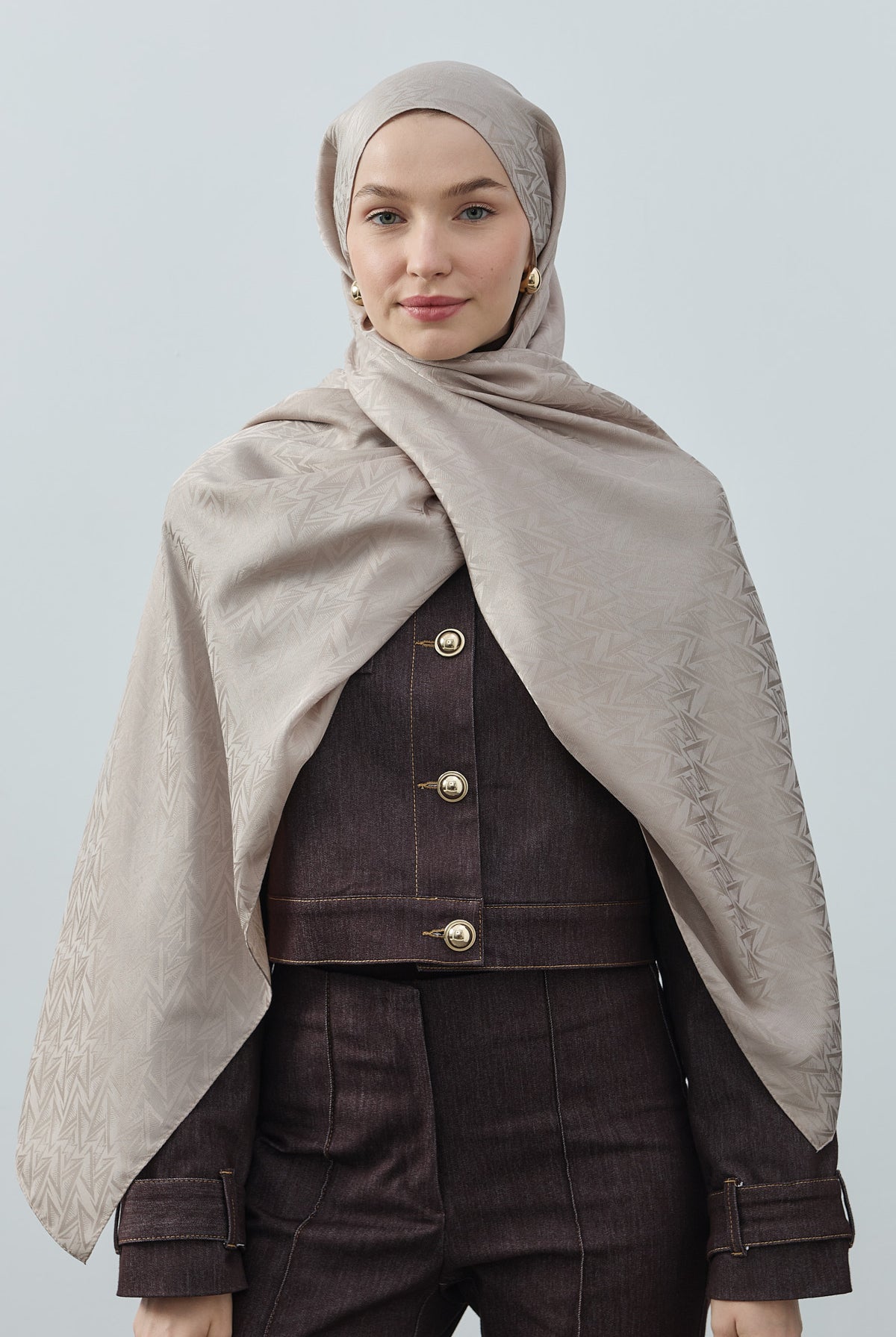 {{product_title}} - {{shop_name}} Şal Modelleri