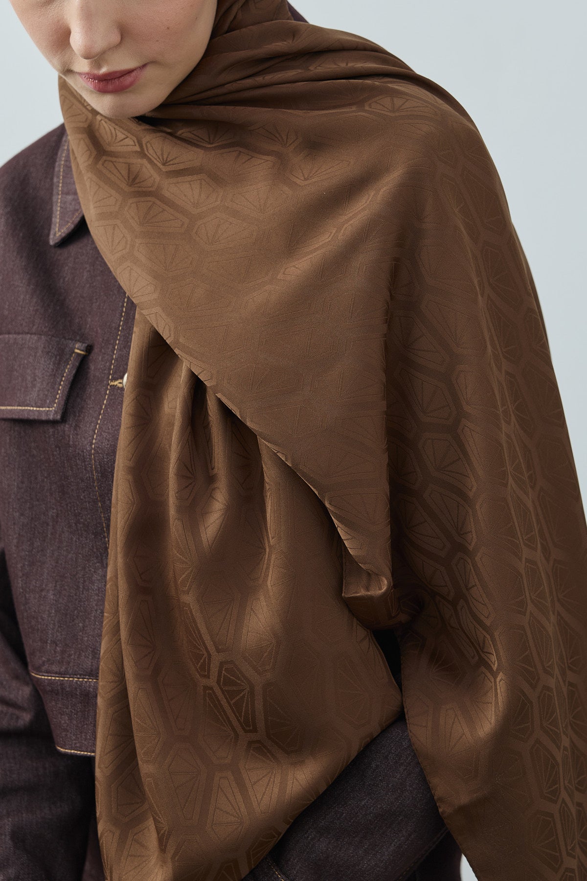 Fezah Prive Şal ve Eşarp Modelleri- {{ file.title }}