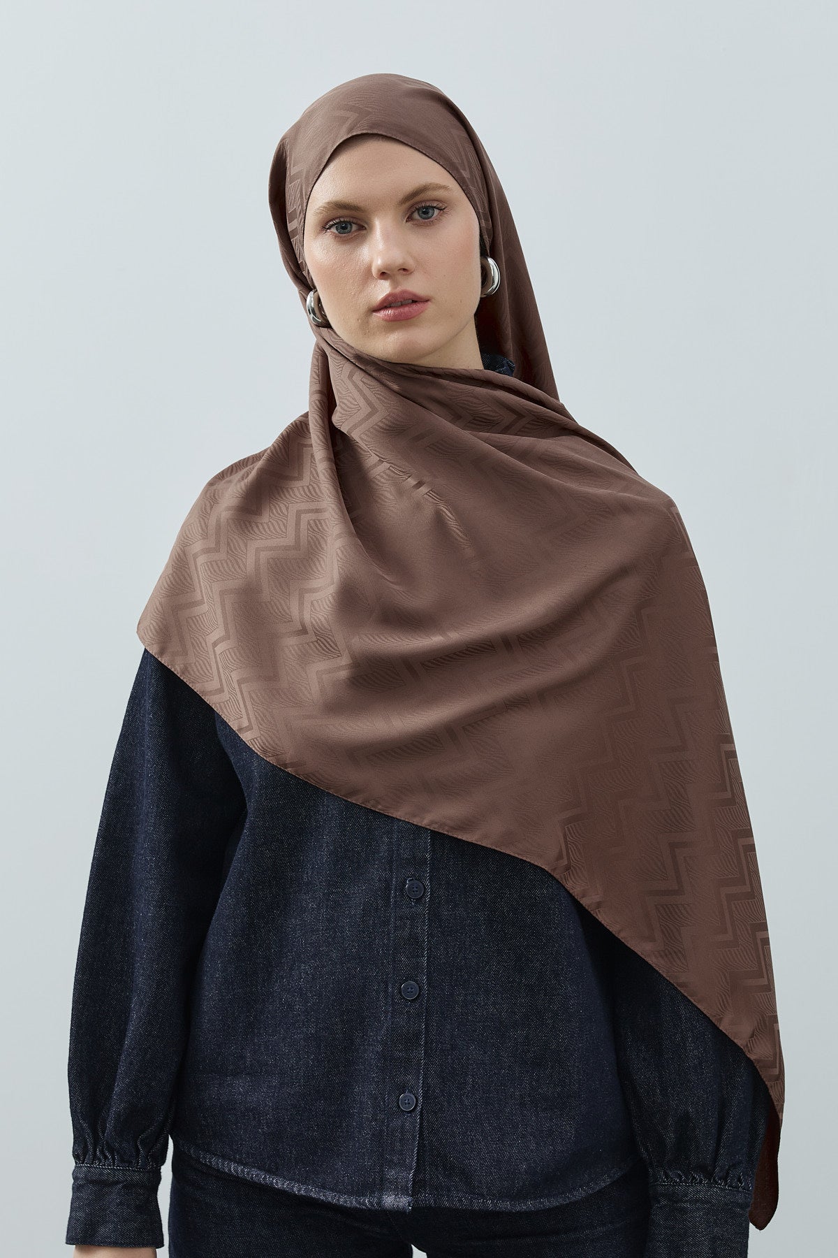 Fezah Prive Şal ve Eşarp Modelleri- {{ file.title }}