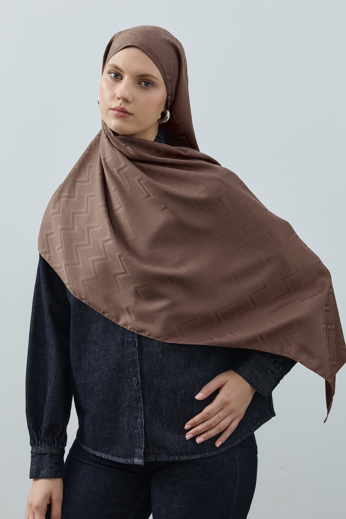 {{product_title}} - {{shop_name}} Şal Modelleri