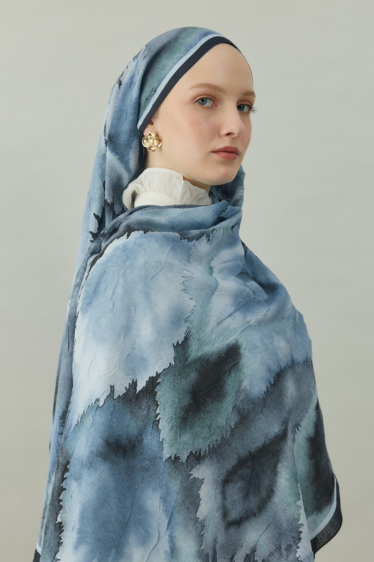 Fezah Prive Şal ve Eşarp Modelleri- {{ file.title }}