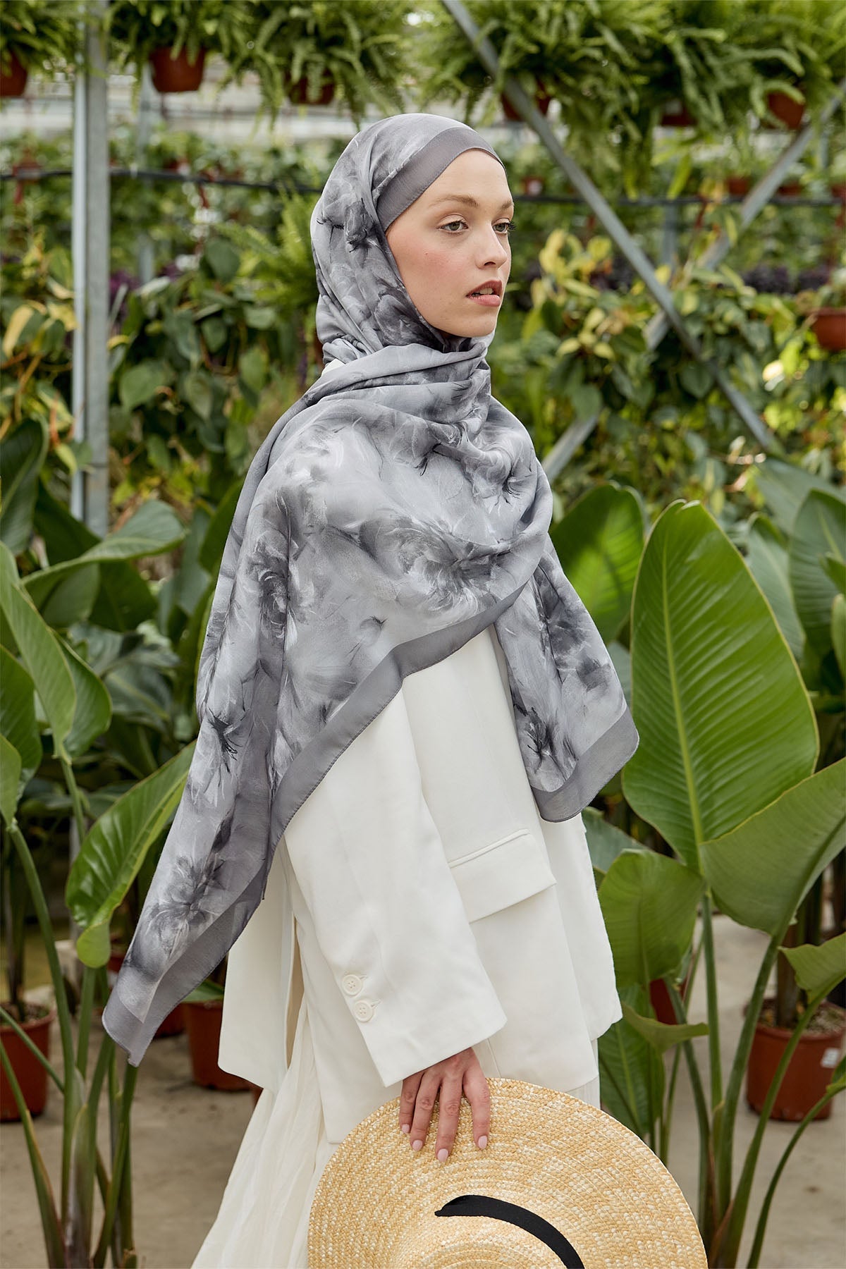 Fezah Prive Şal ve Eşarp Modelleri- {{ file.title }}