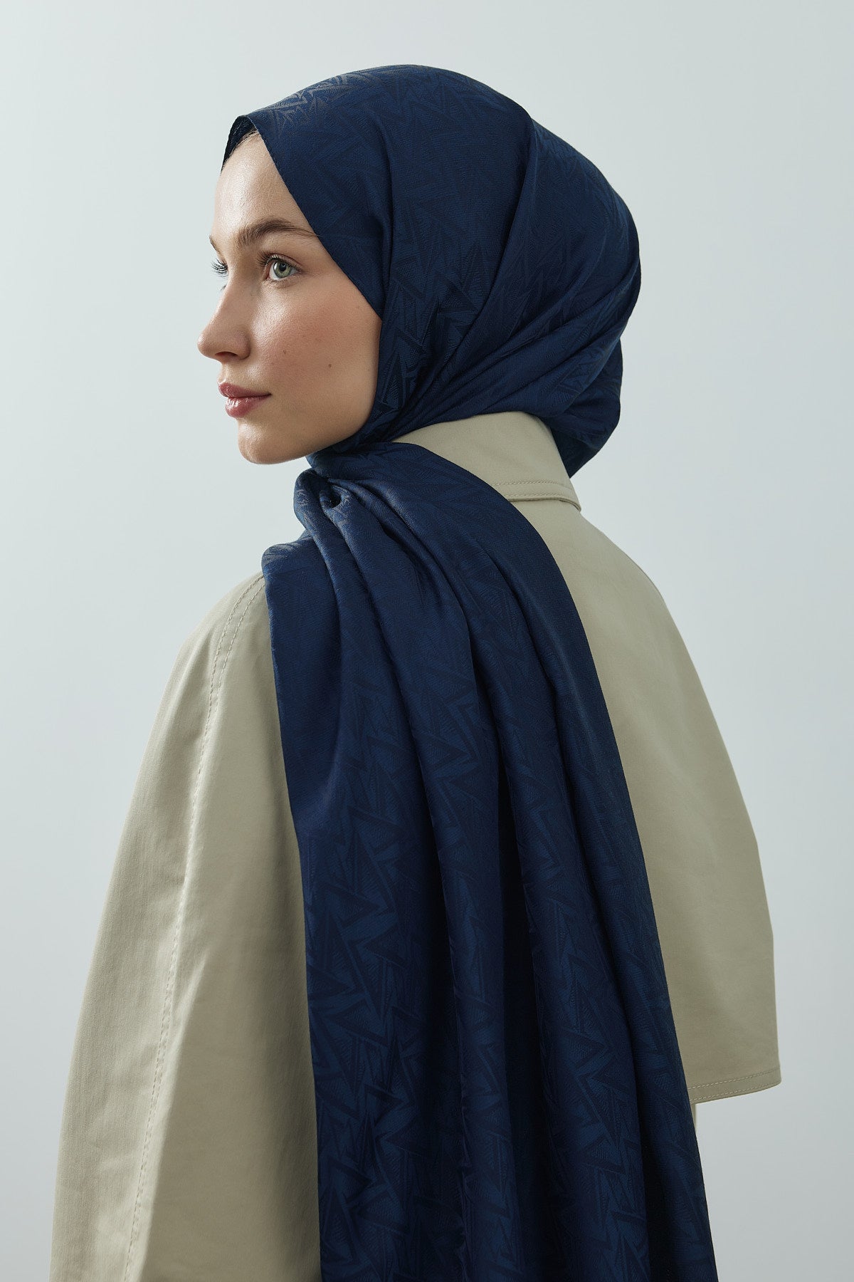 Fezah Prive Şal ve Eşarp Modelleri- {{ file.title }}