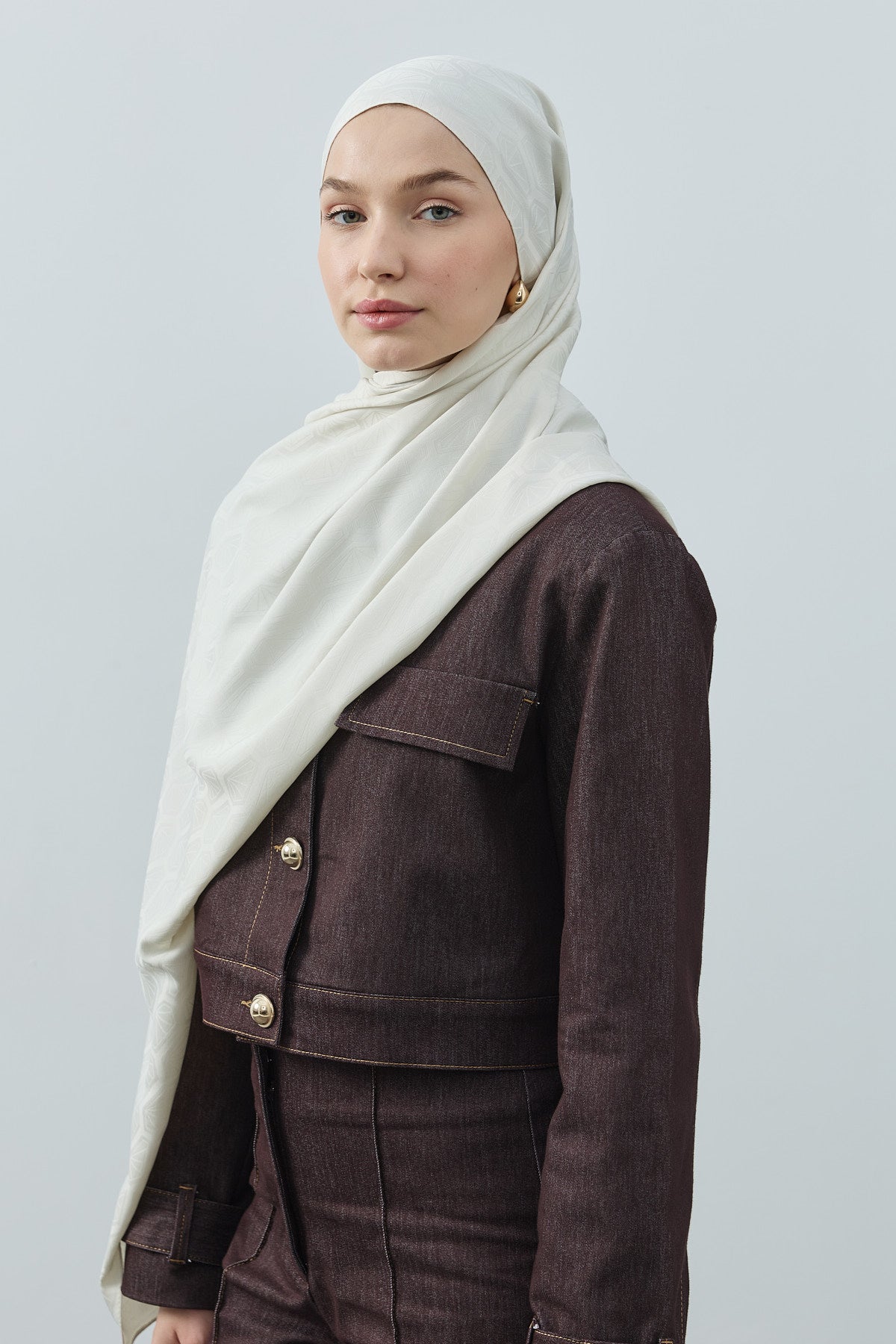 Fezah Prive Şal ve Eşarp Modelleri- {{ file.title }}