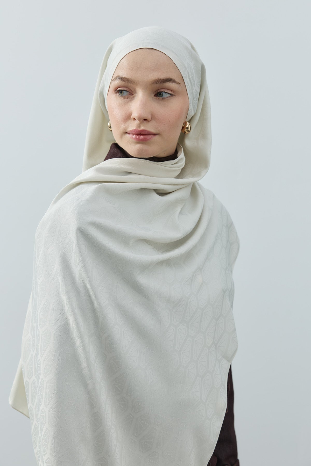 Fezah Prive Şal ve Eşarp Modelleri- {{ file.title }}