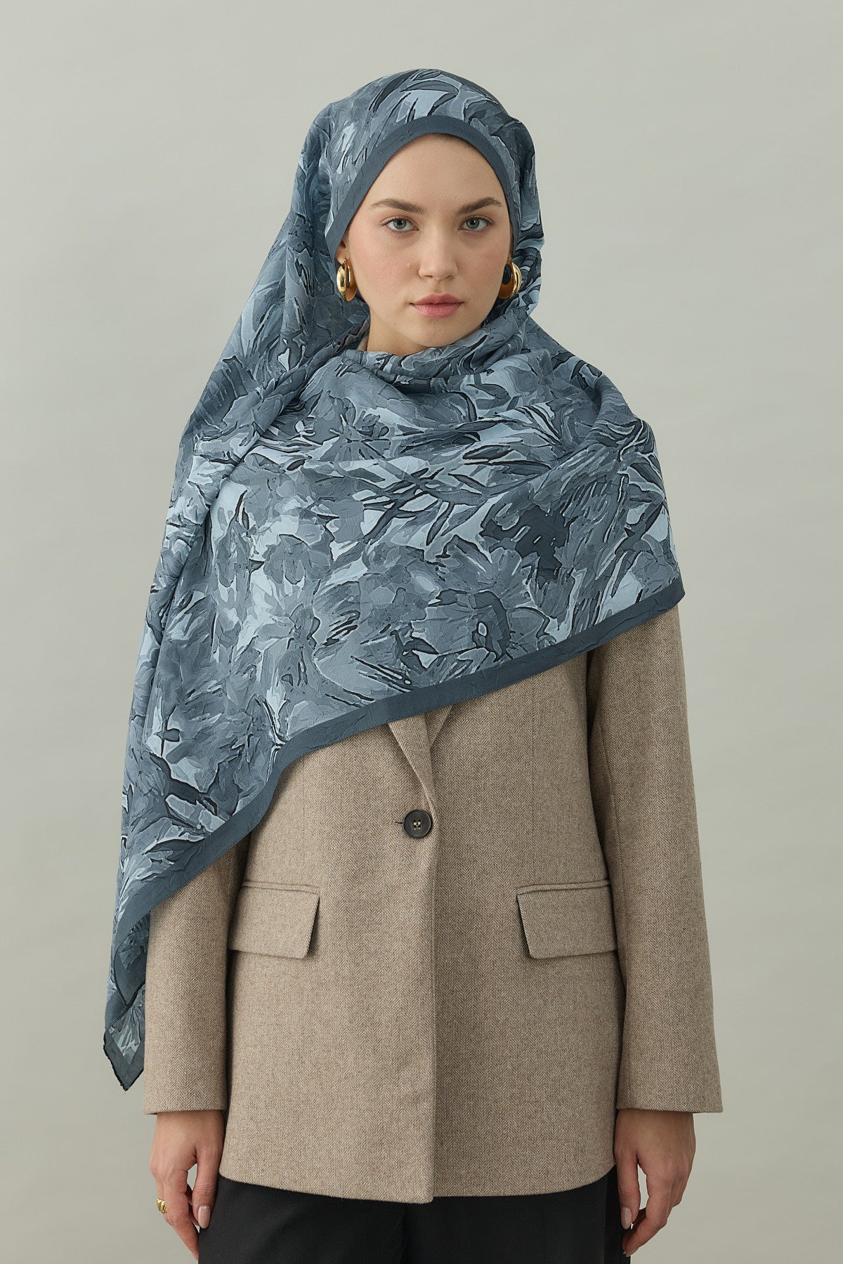 Fezah Prive Şal ve Eşarp Modelleri- {{ file.title }}