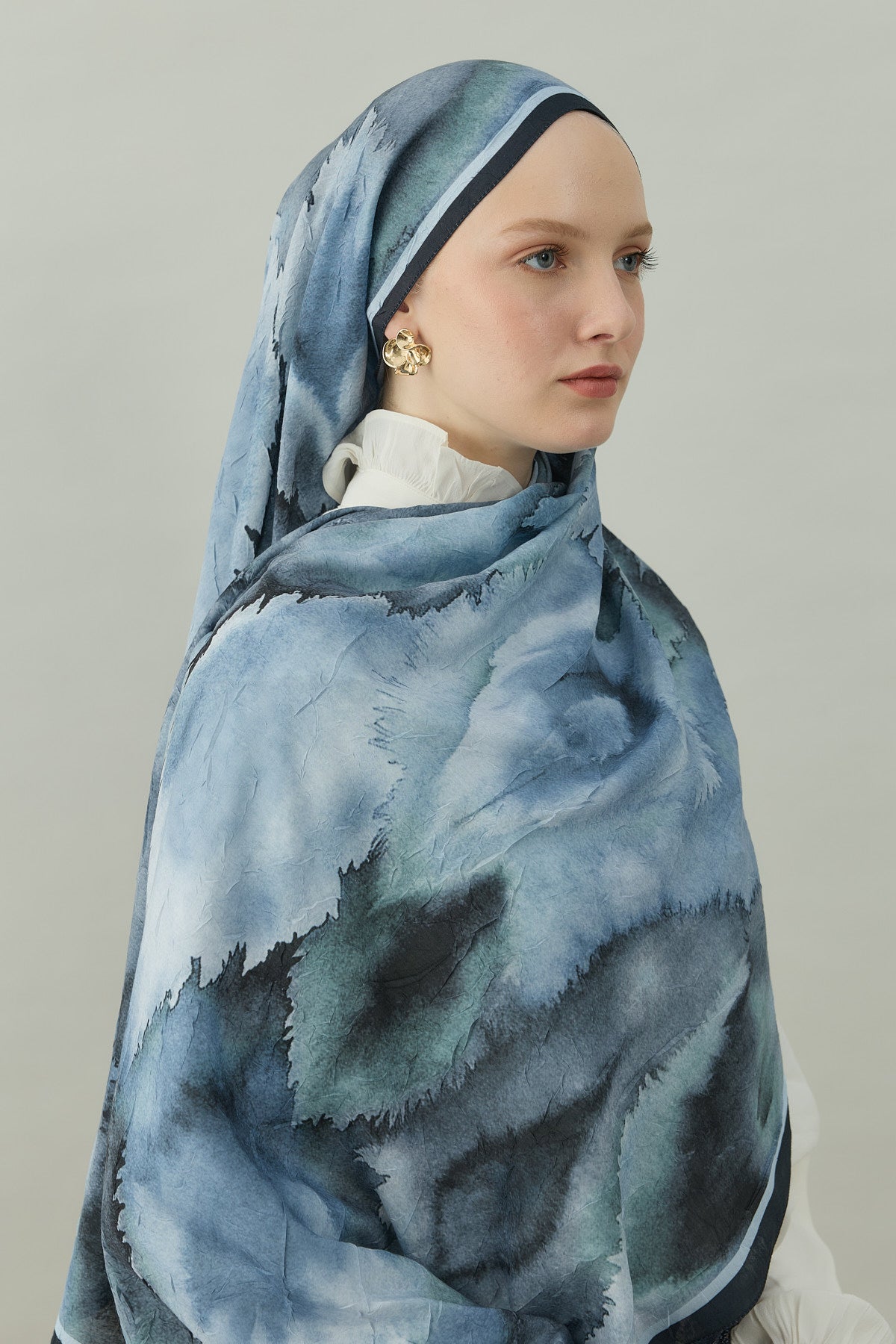 Fezah Prive Şal ve Eşarp Modelleri- {{ file.title }}