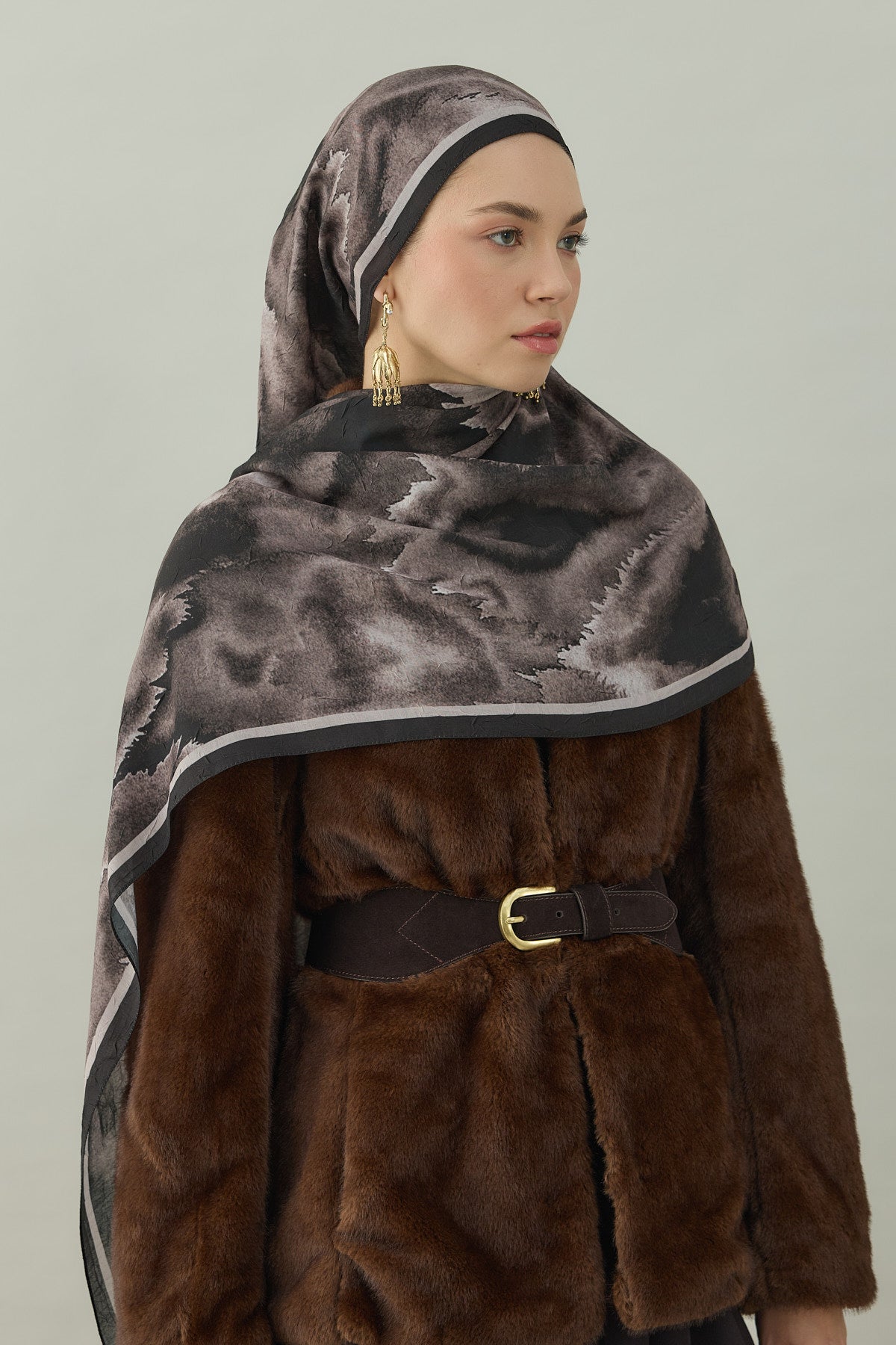 Fezah Prive Şal ve Eşarp Modelleri- {{ file.title }}