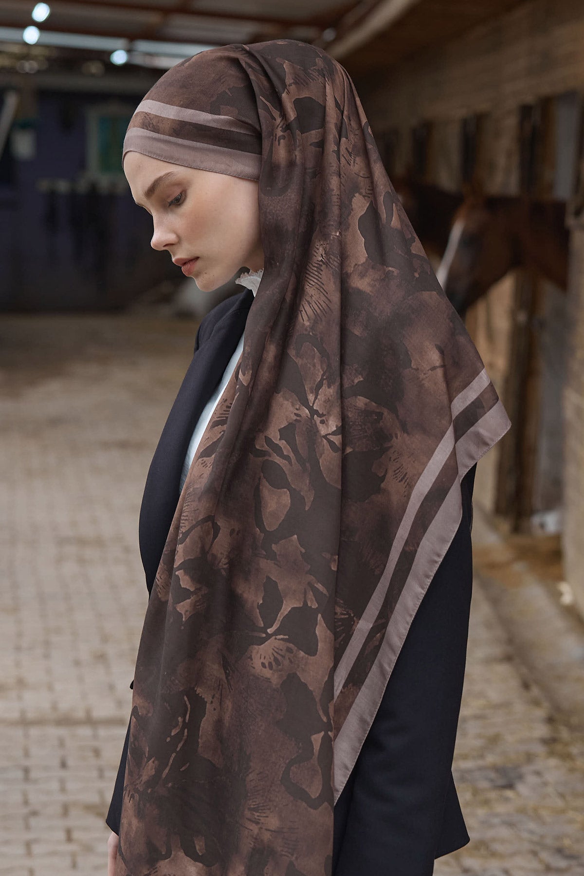 Fezah Prive Şal ve Eşarp Modelleri- {{ file.title }}